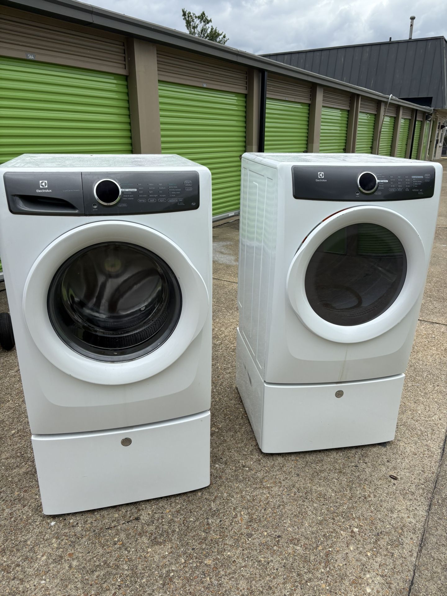 Electrolux Washer & Dryer 