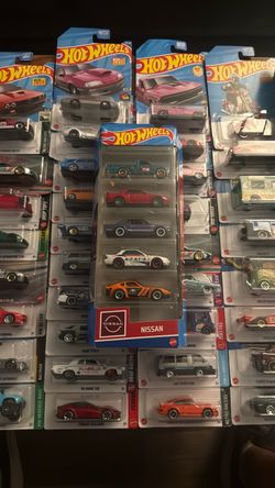 Hot Wheels NISSAN 5 Pk SILVIA FAIRLADY DATSUN SKYLINE & GT-R NEW IN HAND