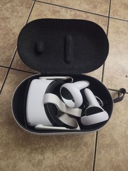 Oculus in box 256 gb $170