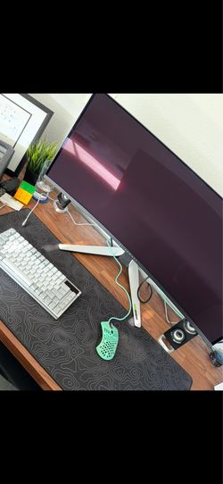 Alienware Ultrawide 34” OLED gaming monitor