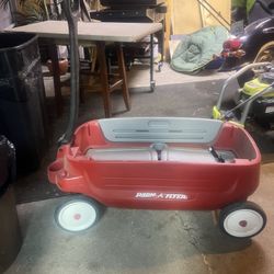 Radio Flyer Wagon 