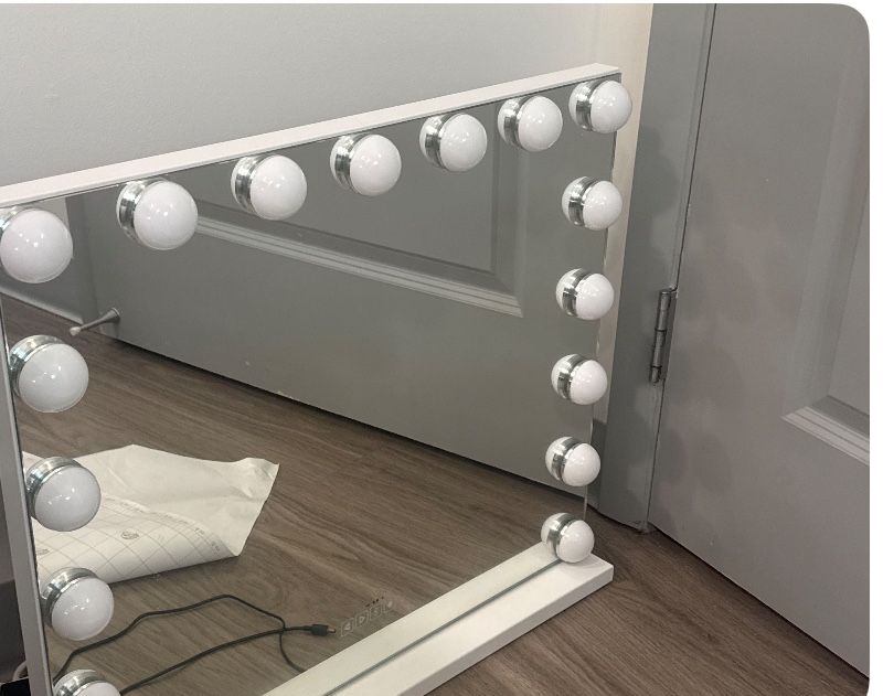 Vanity Mirror 
