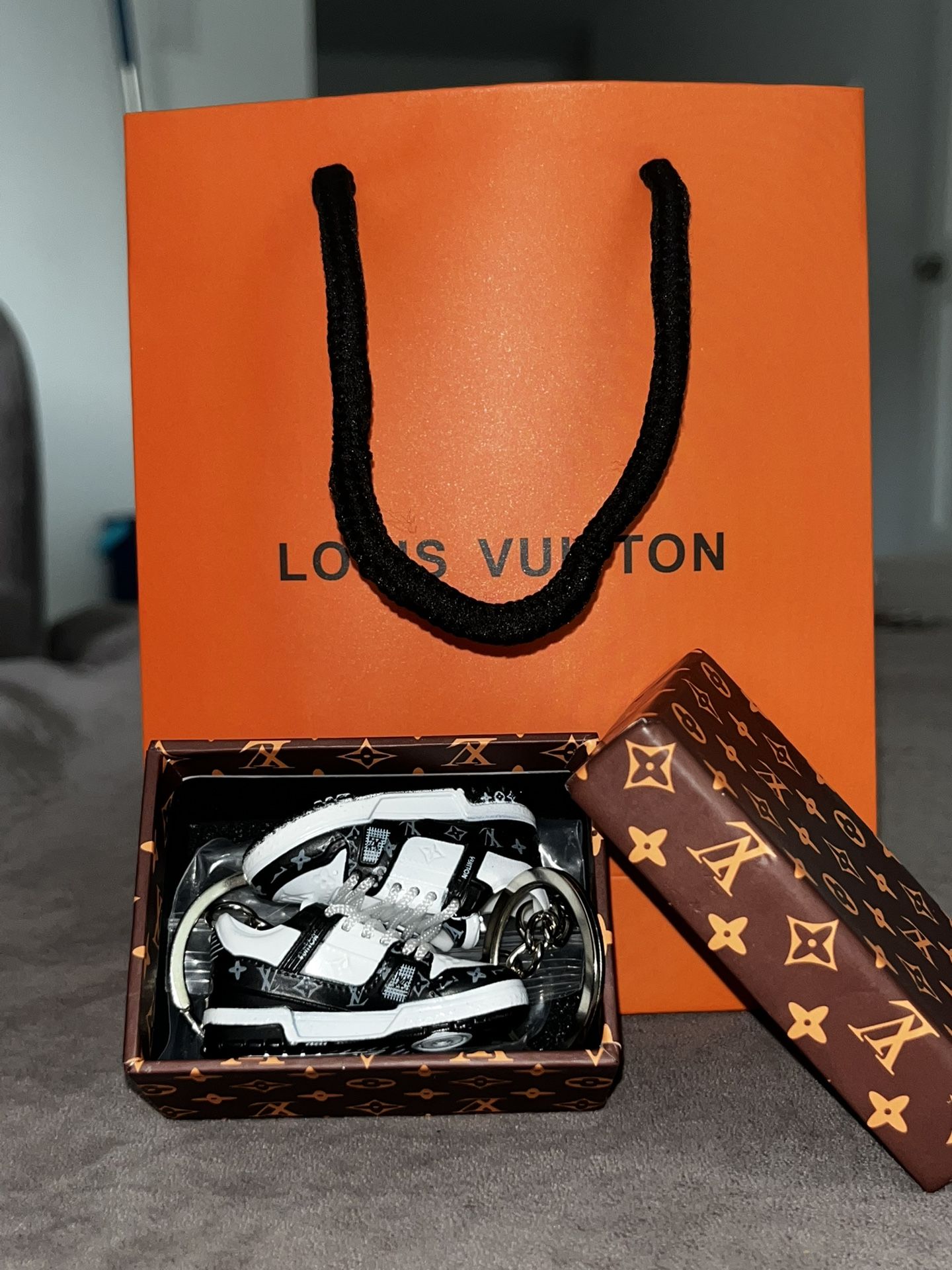 LV sneaker Keychain 
