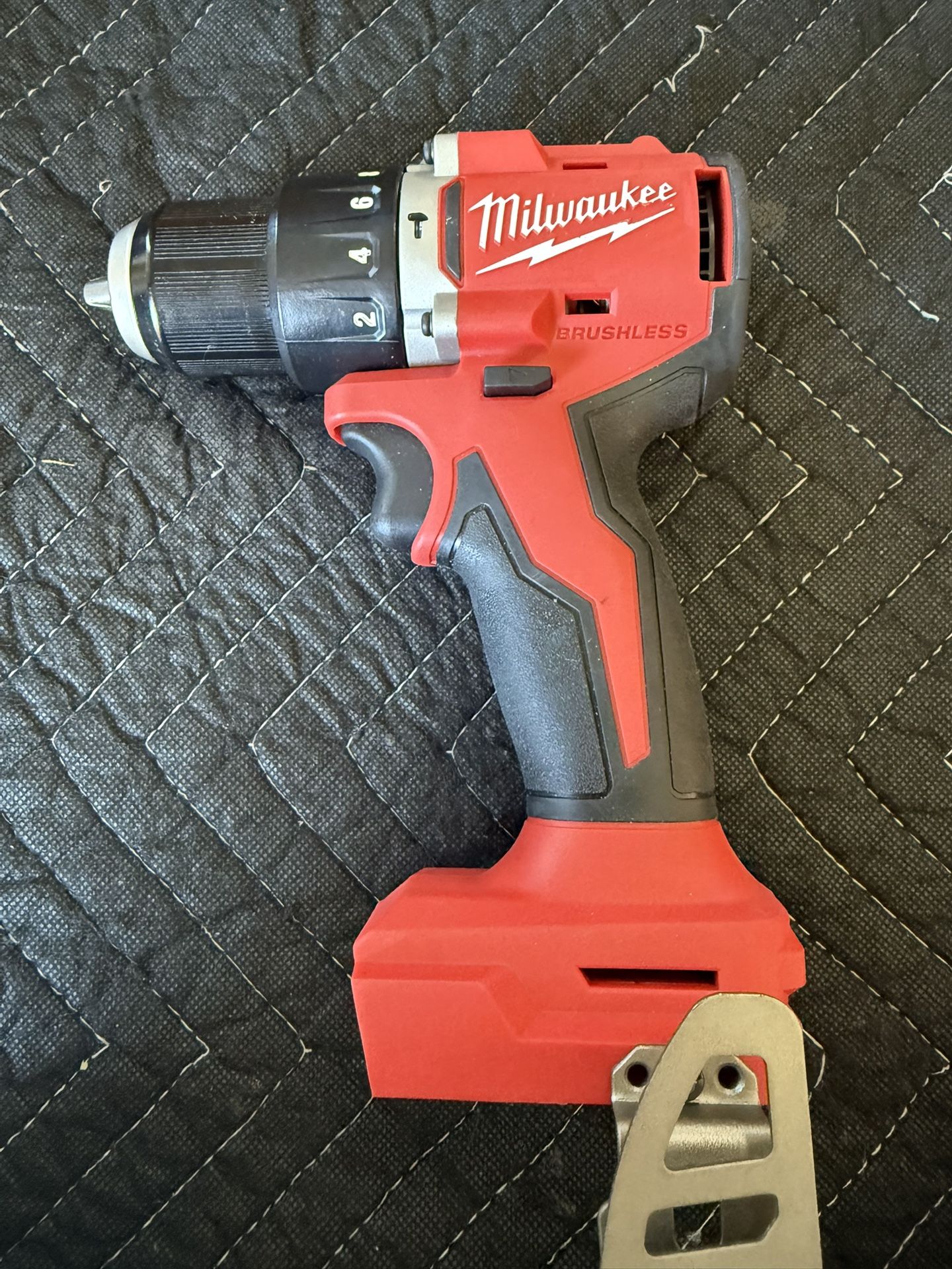 Milwaukee 18v 1/2” Hammer Drill Driver