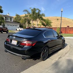 Honda Accord 2017 Sport Clean!