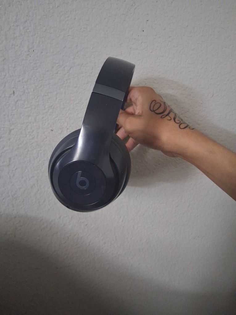 Studio Beat Pros Headphones