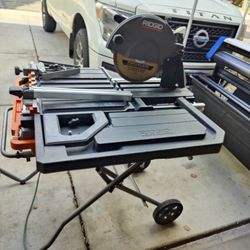 Ridgid 10" Wet Tile Saw 