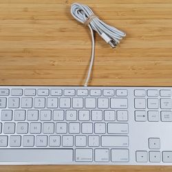 Genuine Apple USB Wired Keyboard A1243 with 10 Key for iMac, Mac Mini, Mac Pro