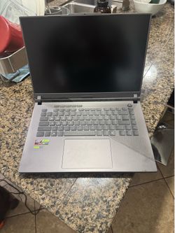 ROG Strix G16 (2025) G614