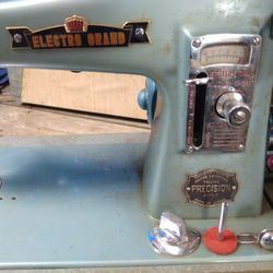 Electro Grand Deluxe Sewing Machine