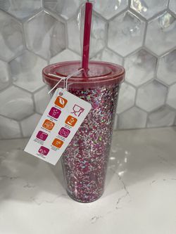 New Dunkin' 2023 Valentine's Day Tumbler Cup 24 OZ - Pink w/heart