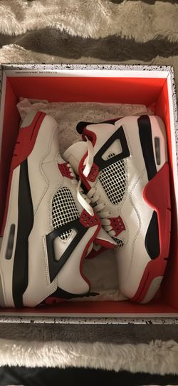Size 10.5 Air Jordan 4 Retro Fire-Red