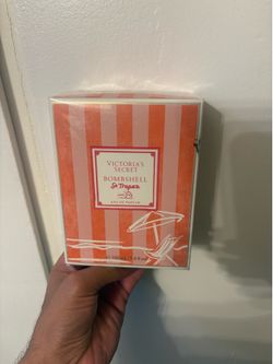 Victoria secret bombshell