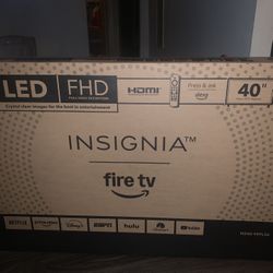 Insignia 40” Smart TV