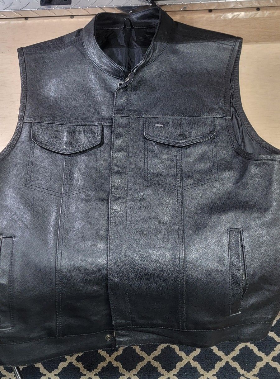 Leather Conceal and Carry Motorcycle Riding Vest 