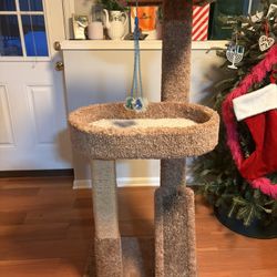 Cat tree