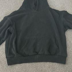plain black small sweater..