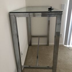 Dining Table With Sturdy Glass Top