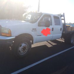 Ford  F450 7.3 (Stick Shift)
