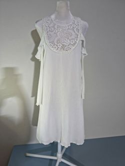 BCBG MAX Azria Cole Cold Shoulder Dress (Size XS)