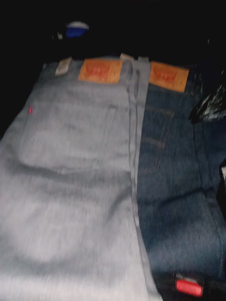 Levi's 501 Brand New 42x32