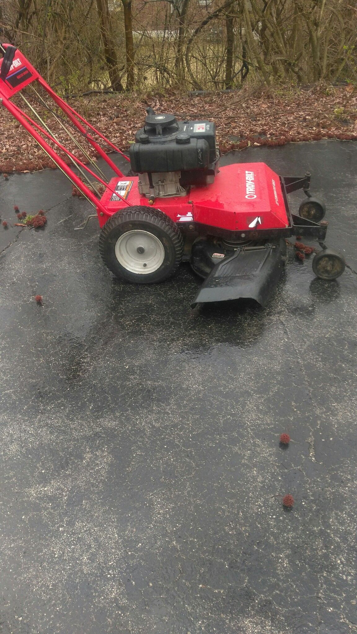 TroyBilt "33 Combination Deck" walk behind for Sale in St. Louis, MO