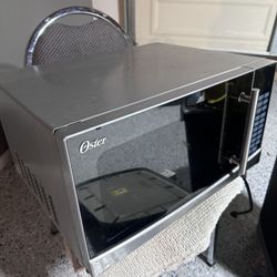 Oster Microwave 