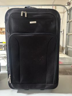Embark suitcase