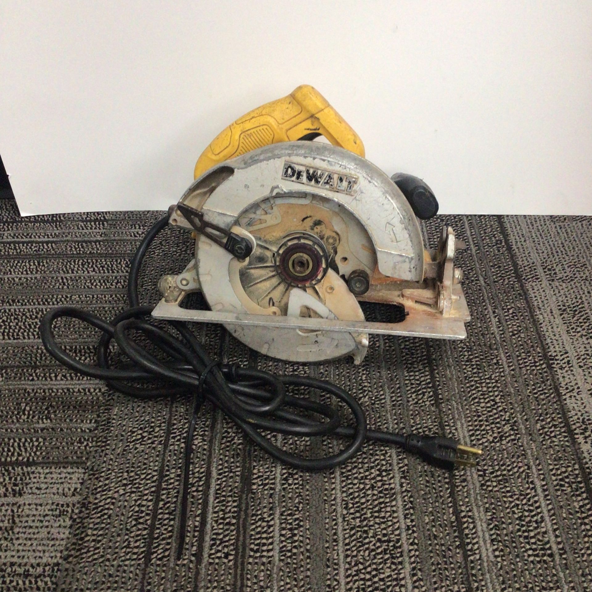 Dewalt Circular Saw