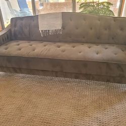 Tufed Futon Accent Sofa 