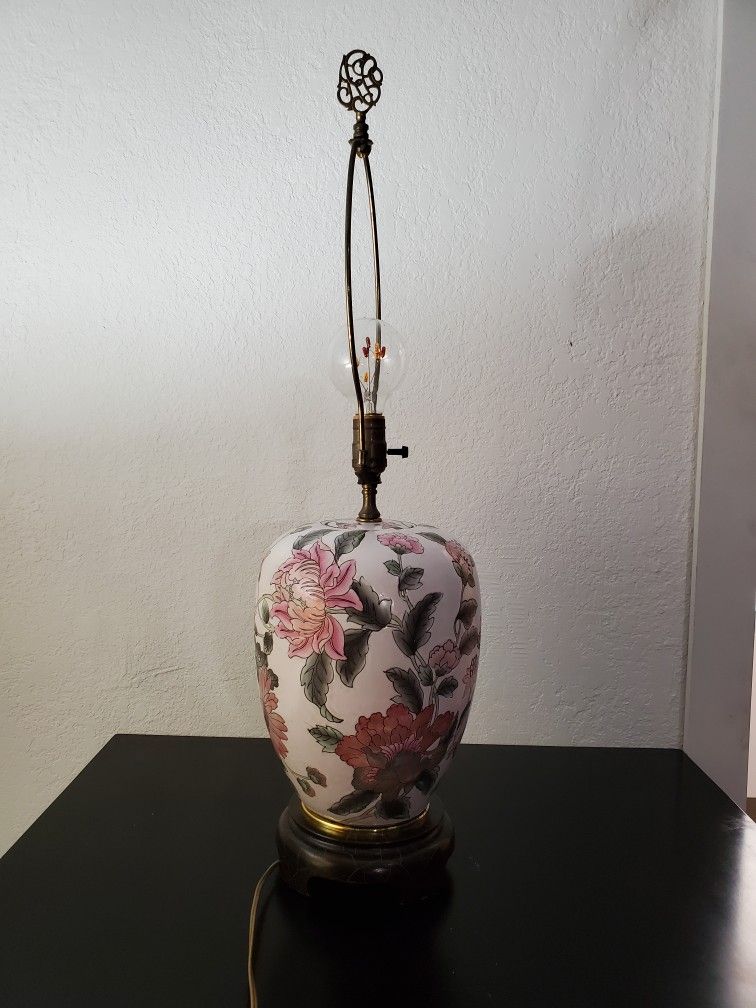 Asian Porcelain Ginger Jar Floral Lamp