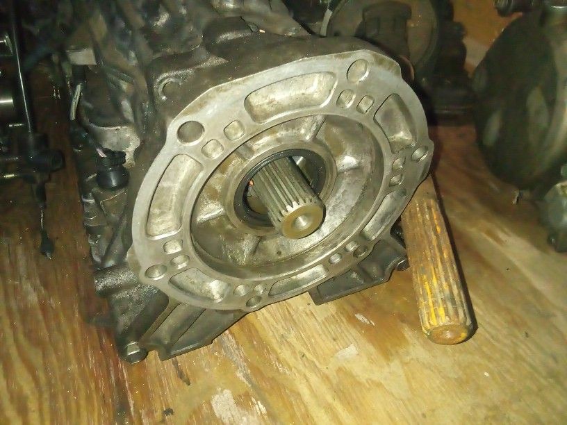 97 xj aw4 4×4 transmission for Sale in Hesperia, CA OfferUp