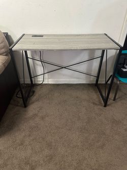 Kids desk