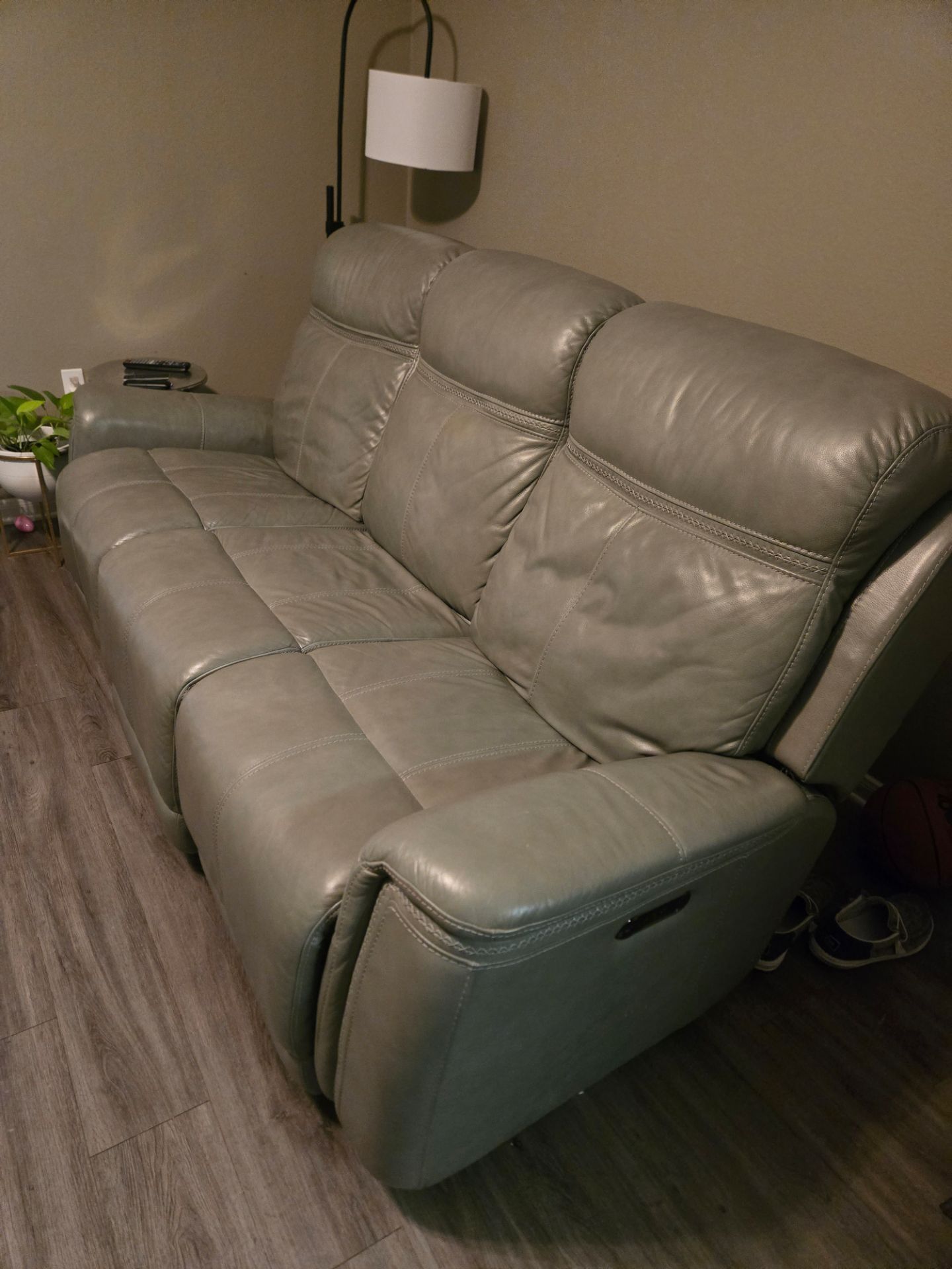Power reclining couch