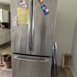 GE Refrigerator 