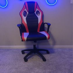 Gaming Chair (pickup Only)