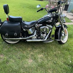 2014 Harley Davidson Heritage Softail Classic !!