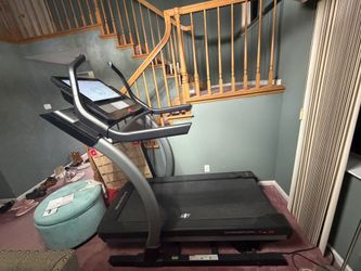 Treadmill Excellent Condition Nordictrack Runnerflex X22