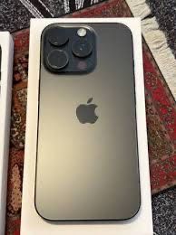 Apple 16 Pro 256GB Black Titanium (unlocked)