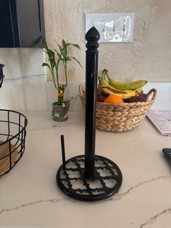 Black Metal Paper Towel Holder