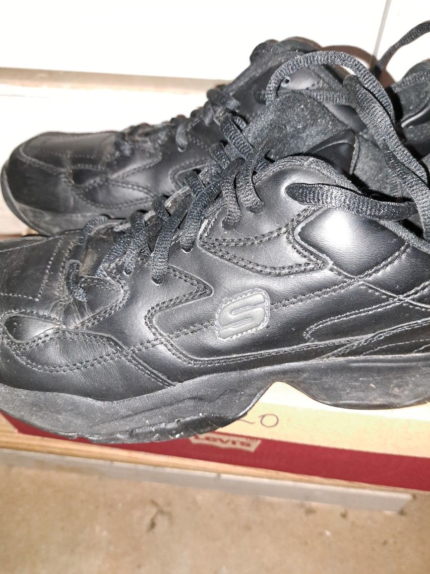 Sketches Non SKID Work SHOES