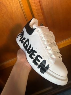Alexander Mcqueens Graffiti