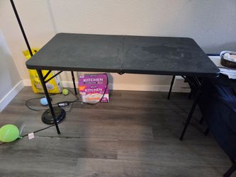 Free table