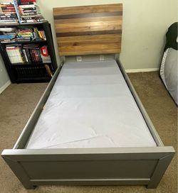 Solid Wood Twin Sleigh Bed Frame with Bunkie Board – Great Condition