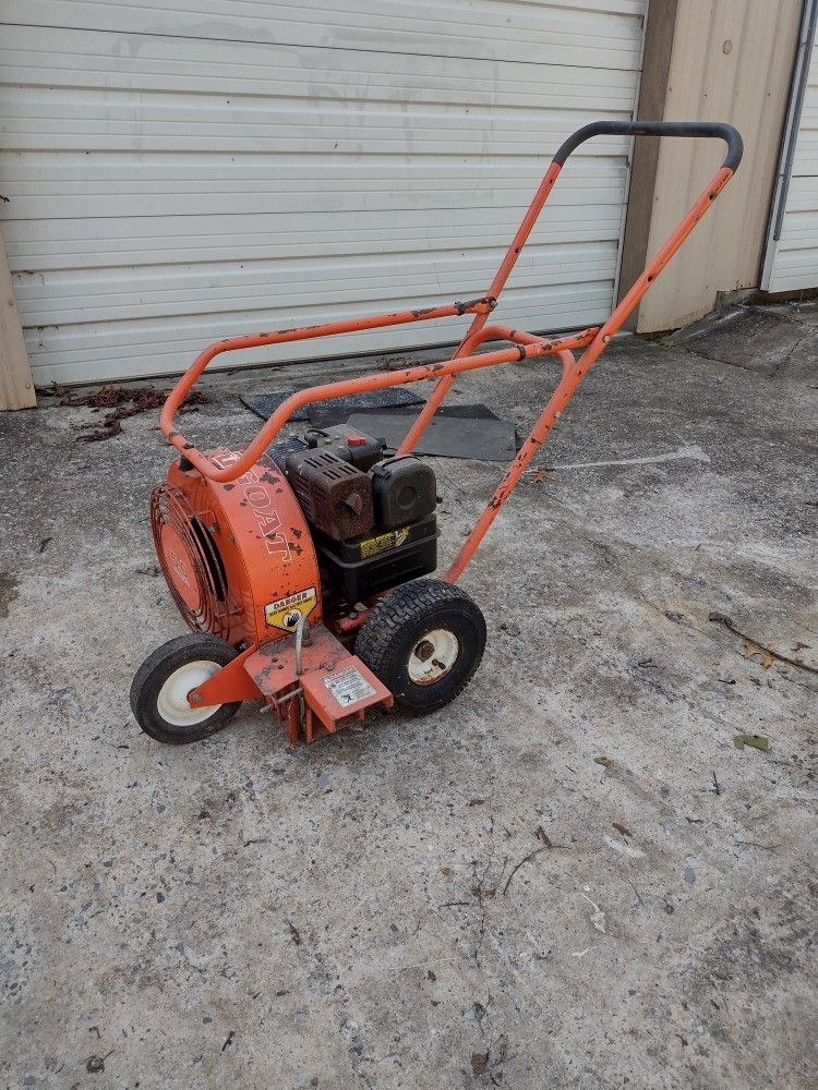 Leaf Blower