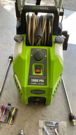Pressure Washer Greenworks