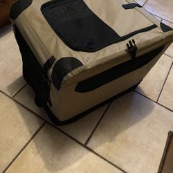 Small Dog Kennel 