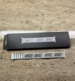 Unisex Summit White Nylon Nike 45MM Apple Watch Band