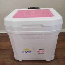 Igloo 60qt Rolling Cooler