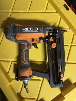 rigid 18 g nailer